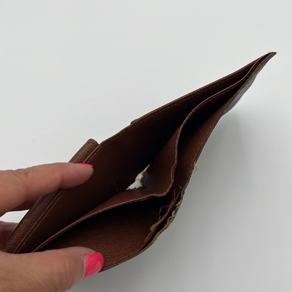 LOUIS VUITTON MONOGRAM PORTOFEUIL MARCO BI FOLD WALLET - Picture 5 of 12